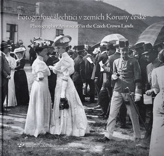 Soubor:Fotografové šlechtici v zemích Koruny české.jpg