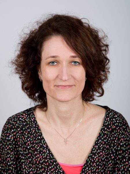 Soubor:Lucie Radová.jpeg