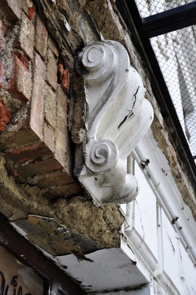 Soubor:Konzola (nádraží Praha-Vyšehrad).jpg